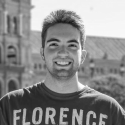 Headshots=Mauro%20Ruiz1